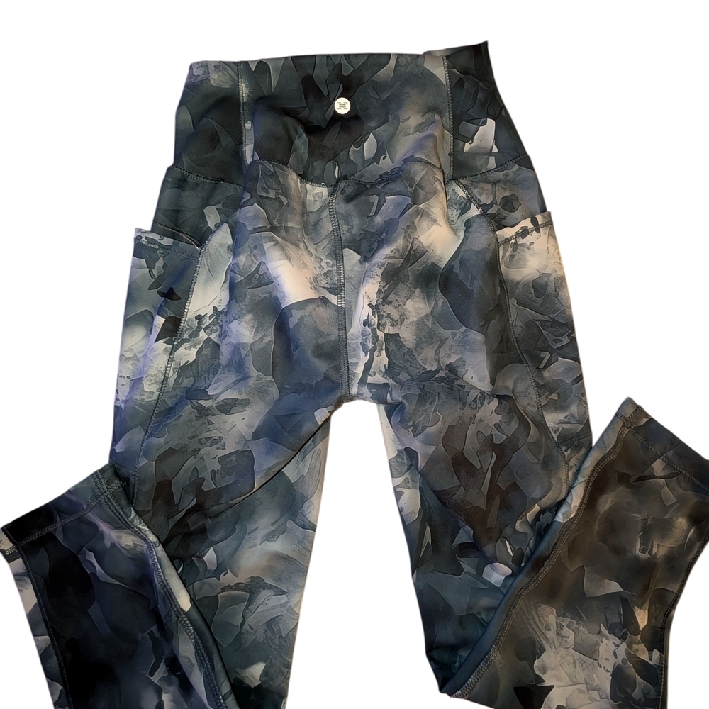 NWOT**RBX Black and Gray Leggings with Artistic Design Size XS - Picture 2 of 5